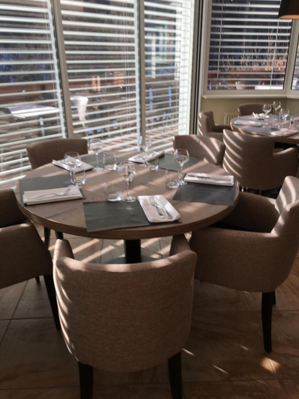 Hotel Restaurant Au Floridor Thann Bagian luar foto