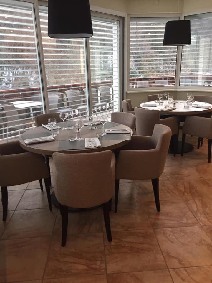 Hotel Restaurant Au Floridor Thann Bagian luar foto