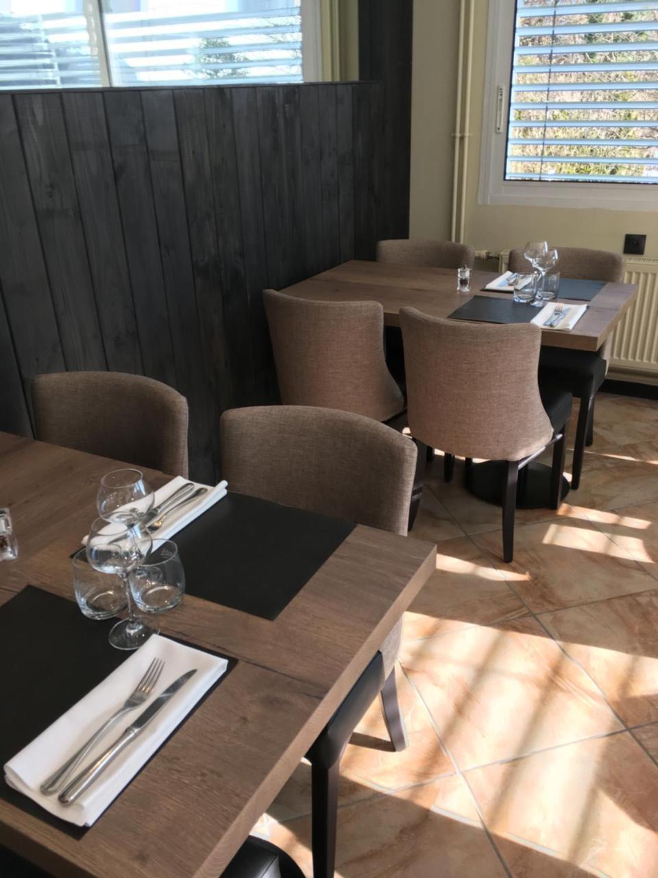 Hotel Restaurant Au Floridor Thann Bagian luar foto